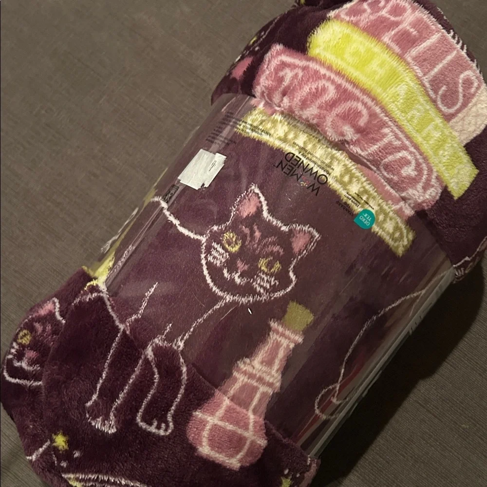 The Big One Supersoft Oversized Plush Throw Witch Magic Cat Purple 5ft x 6ft